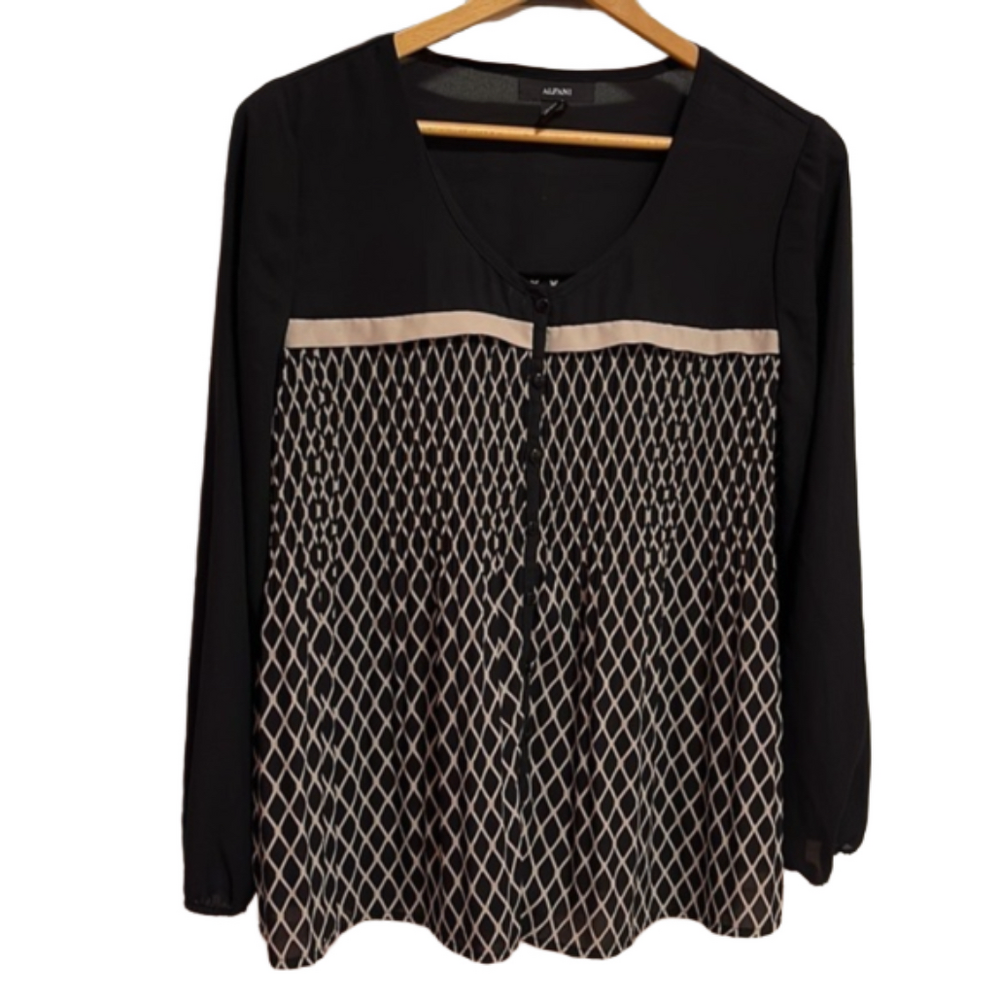 ALFANI long sleeve black and white top size 10 GUC..
